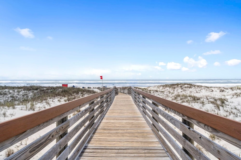 Royal Gulf Beach & Racquet Club 5313