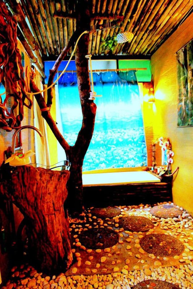 Khao Sok Tree House