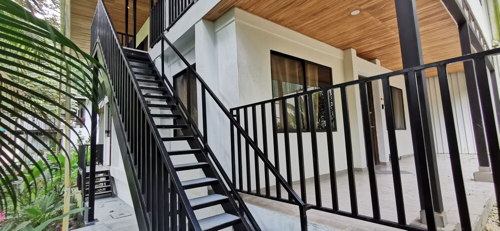 Riverside Apartments
