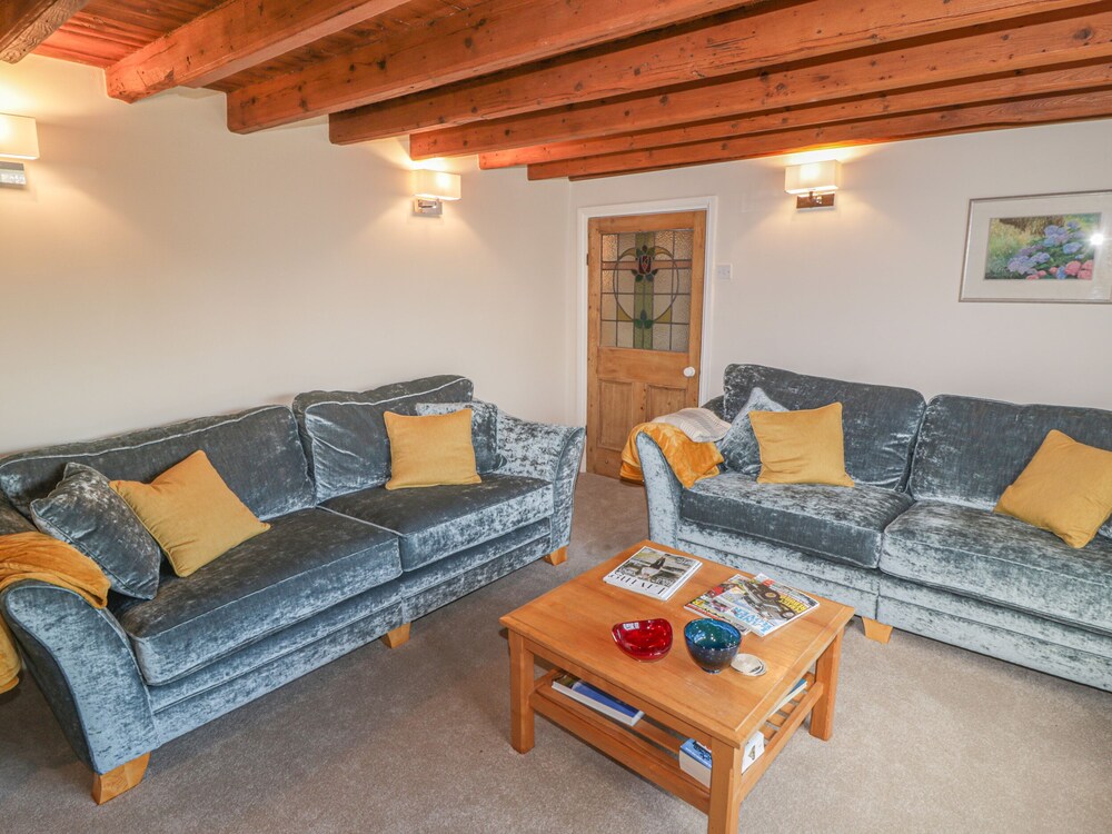 Weavers Cottage