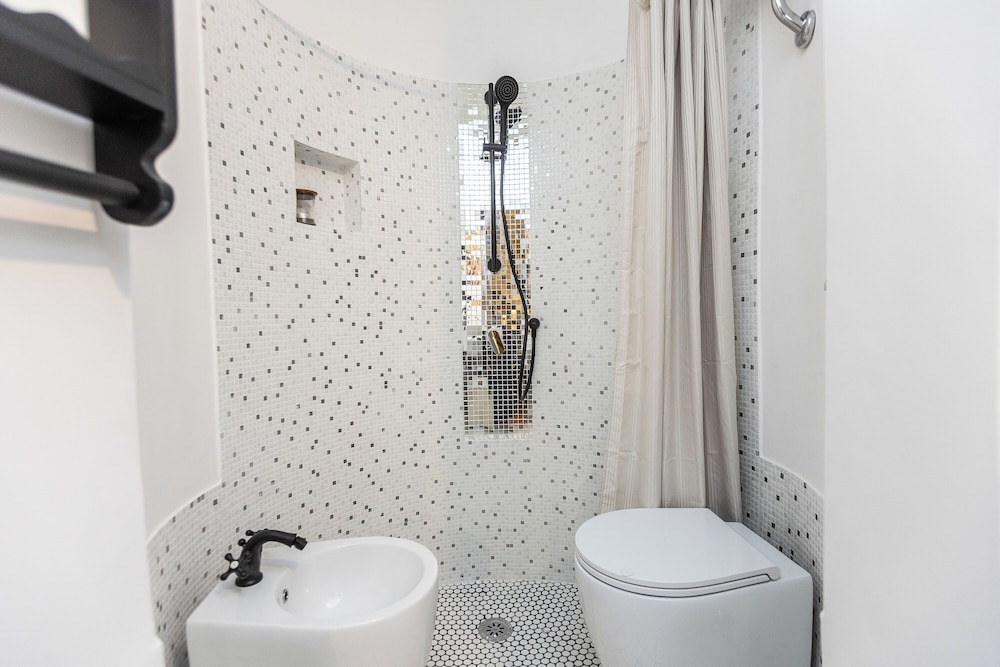 Pantheon Apartment