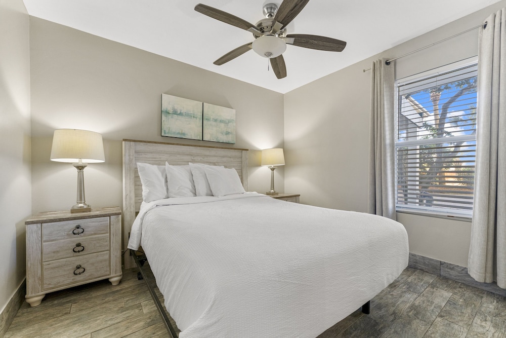 Pelican Beach Resort by Panhandle Getaways