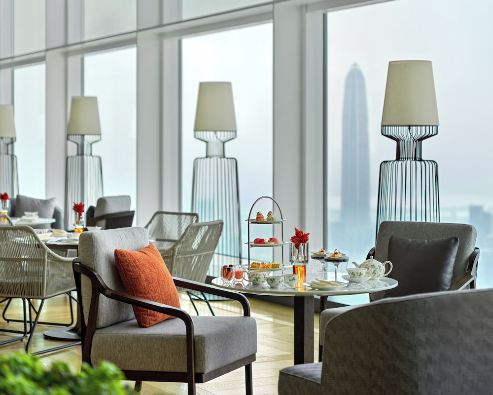 Mandarin Oriental, Shenzhen 83
