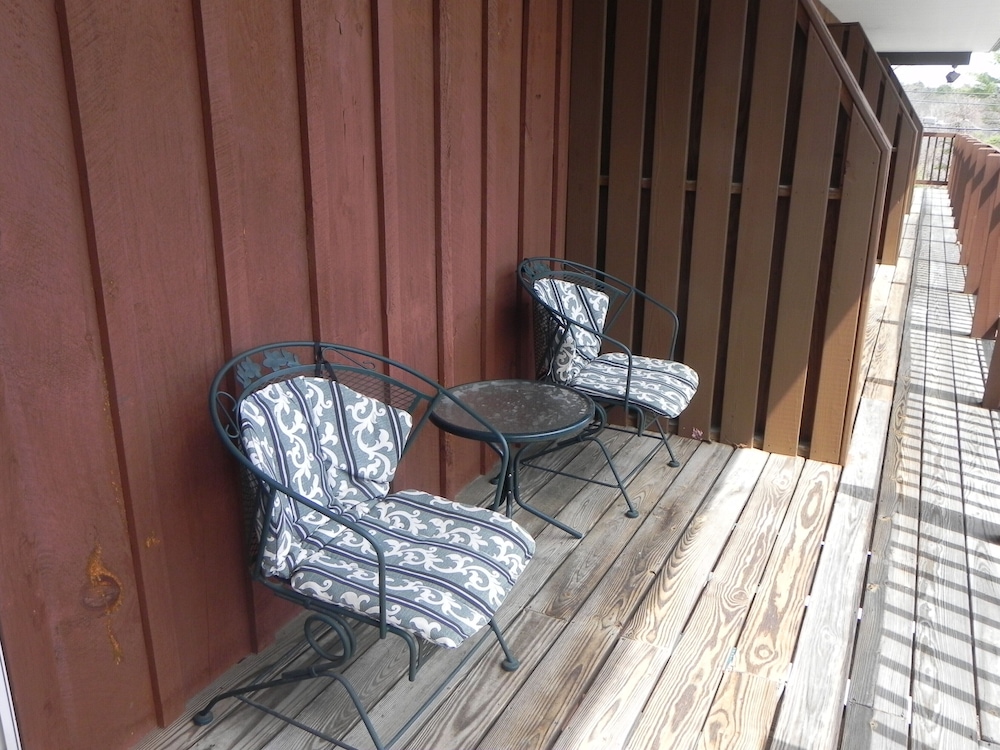 Mohican Resort Motel
