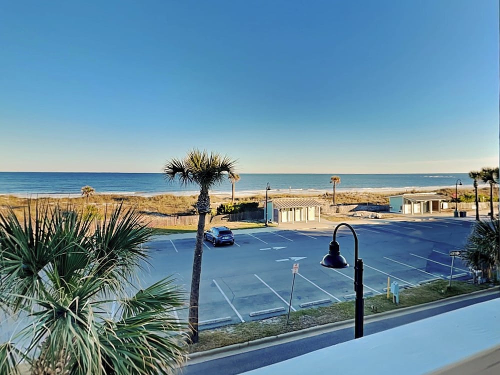 Dolphin Watch 7 Tybee Vacation Rentals
