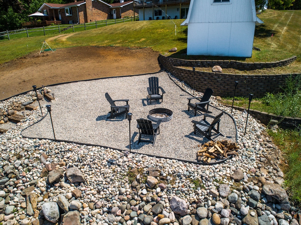 Cadillac Vacations - Stone Ledge Lake Getaway - Property Image 6