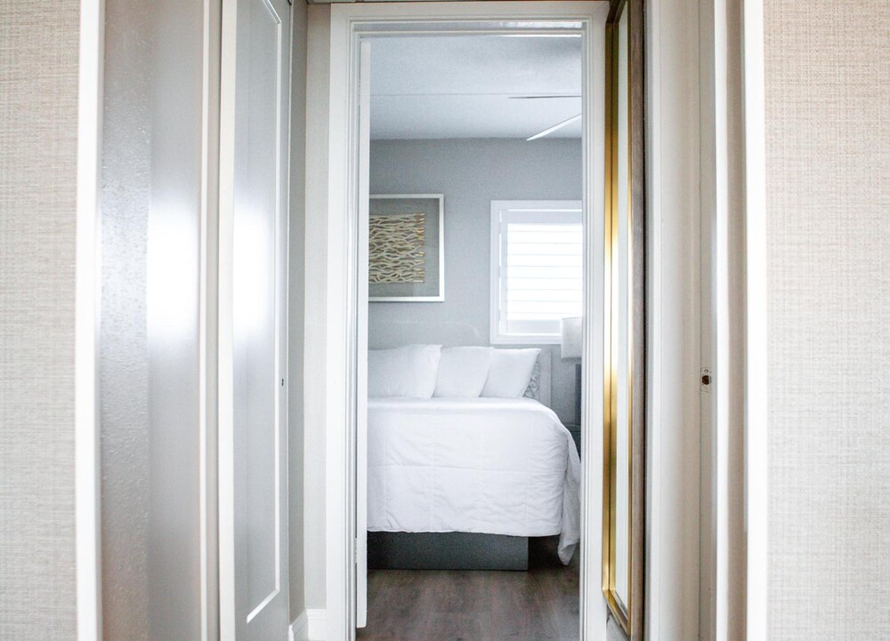 Bristol Plaza Resort Motel