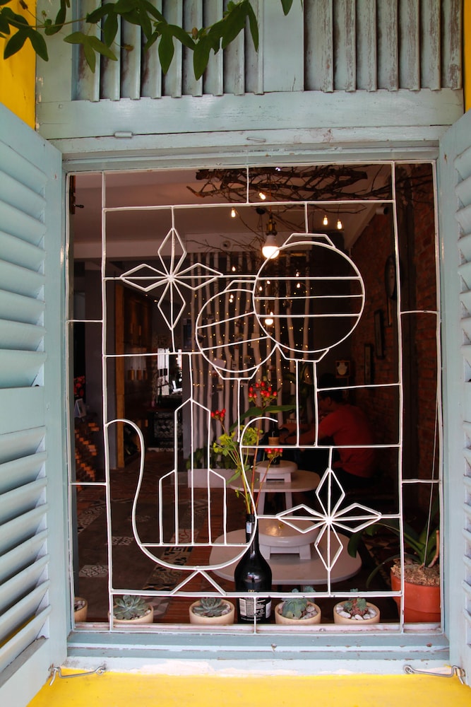 Gaia Hostel