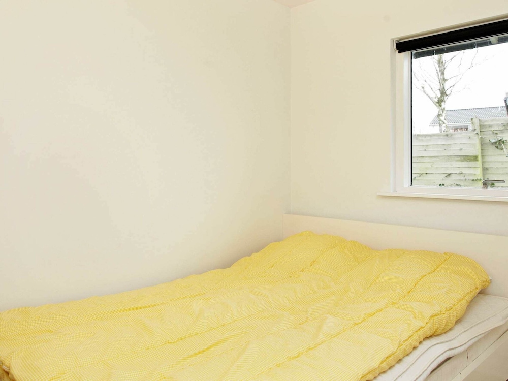 6 Person Holiday Home in Hejls