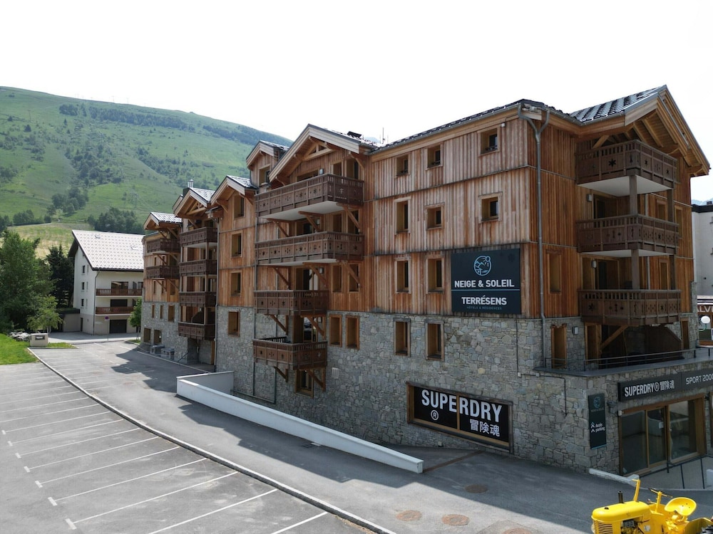 Apartment in France Near Scenic Cafes & Markets