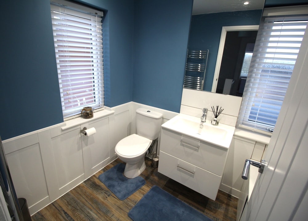 3 Bed House - Sleeps 6 - Fully Refurbished view 3