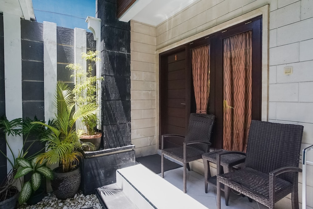 Denays Guest House Jimbaran