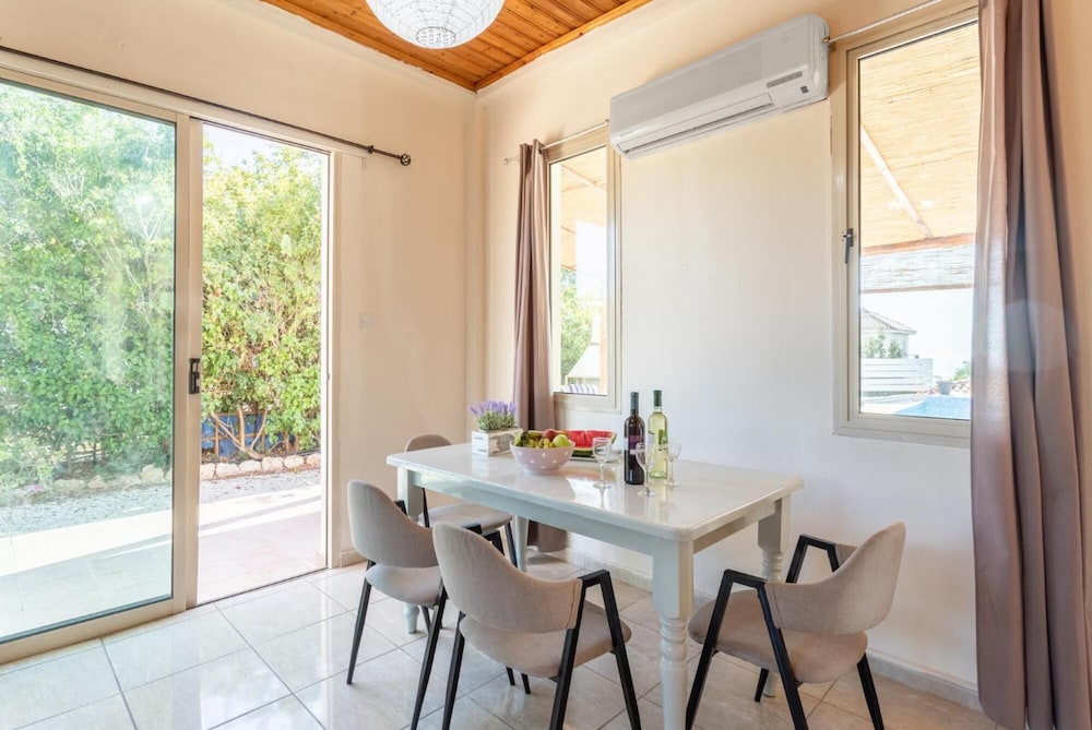 Villa Aristotle in Peyia