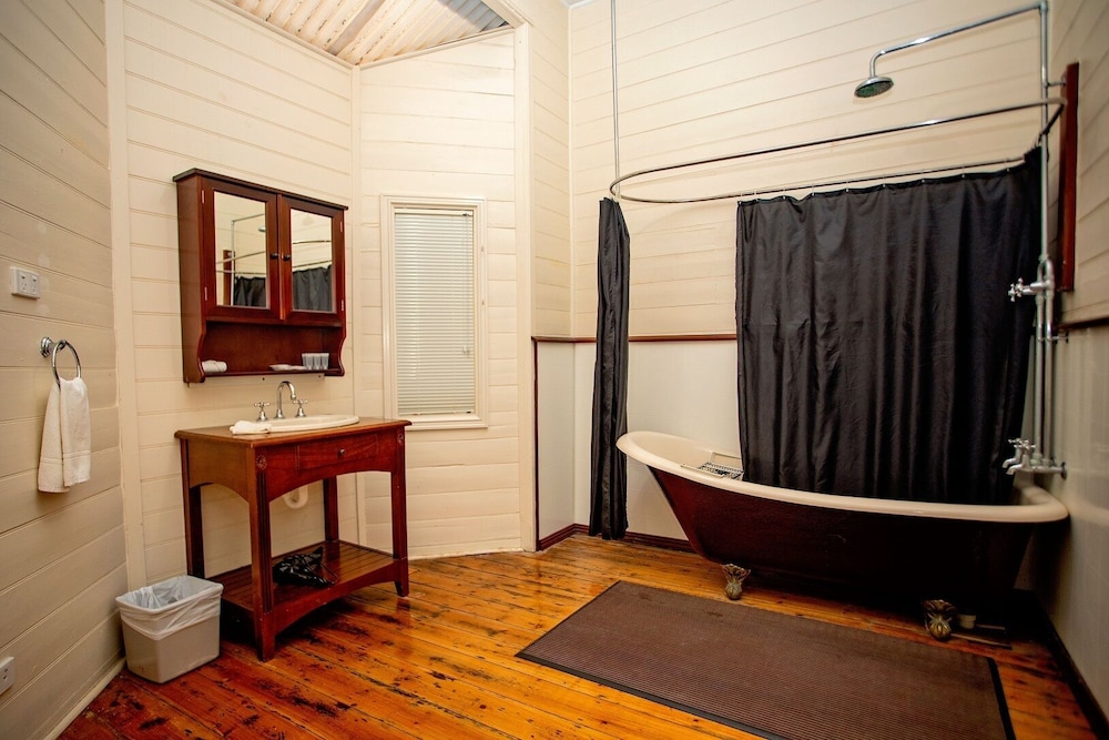 Hopetoun Motel & Chalet Village