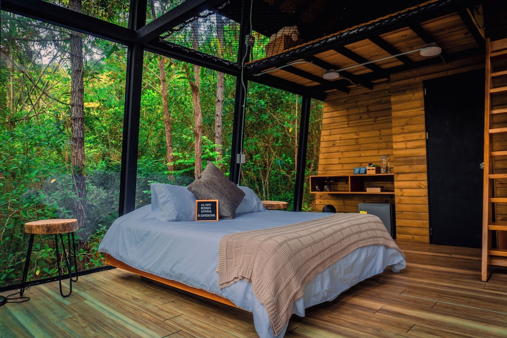Silvery Bungalows en el Bosque