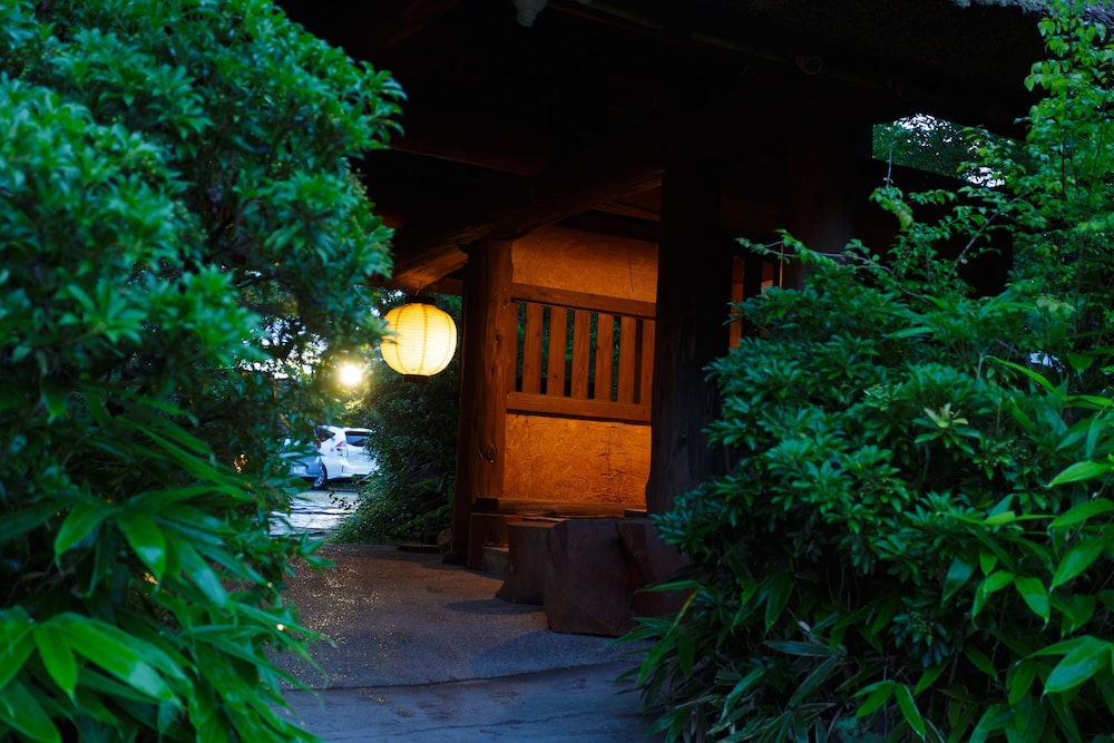 Yufuin Ryokan Nogiku