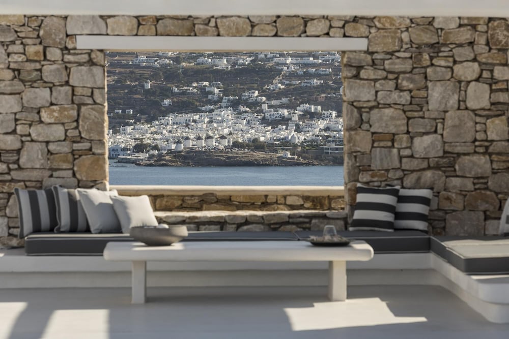 Villa Conza Mykonos view 4
