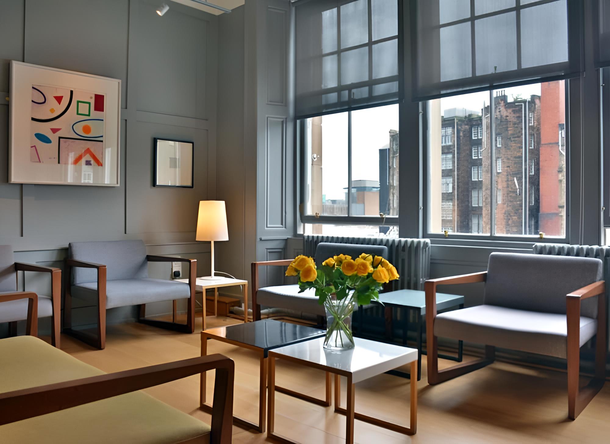 Grasshoppers Hotel Glasgow view 3
