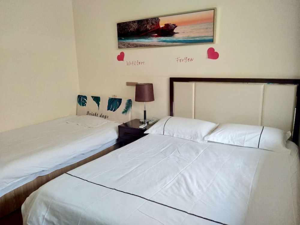 Gubei Water Town Vacation Loft view 4