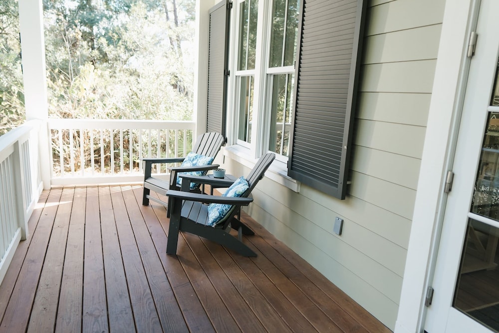 30A Hideaway by Avantstay Walk to Beach 2 Pools