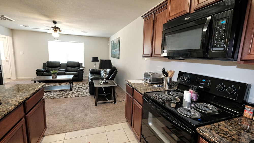 3Bdrm 2Bath 5Beds - IAH Airport, Humble