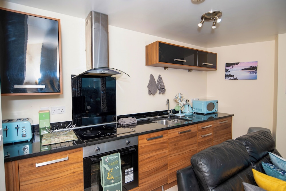 City Centre Location-family Friendly-free Parking