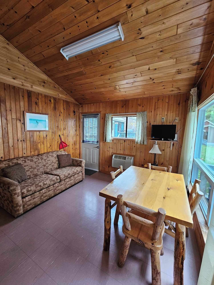 Southview Cottages Resort