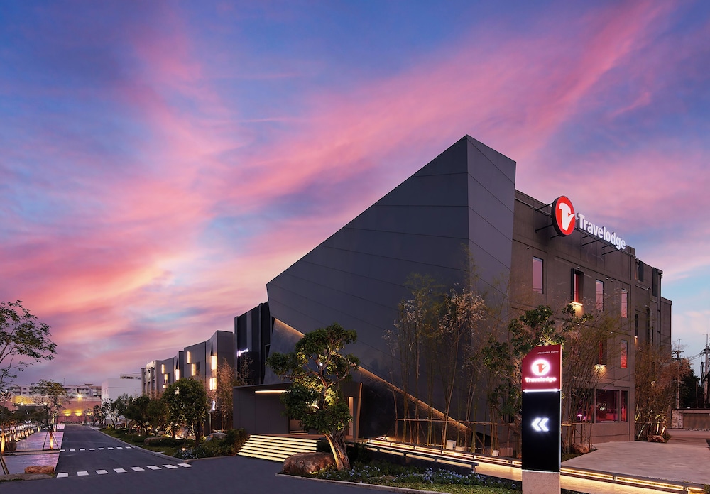 Hotel Travelodge Nimman Chiang Mai - Image 1