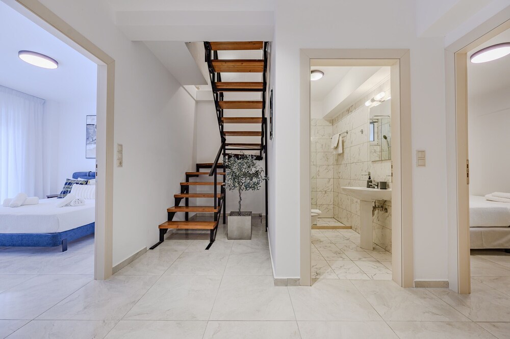 Foothills Tangerine Villa