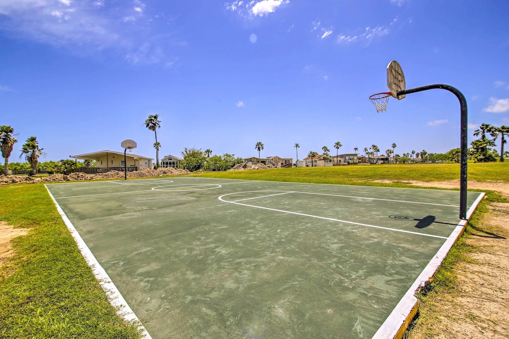 4 Mi to Beach: Home w/ Pool & Golf in Port Isabel!