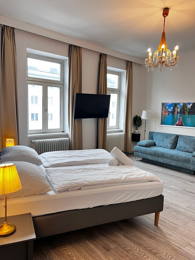 Cozy 2BR Apartment Near Meidling Station