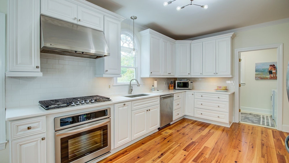 Come Seek Serenity In Debordieu! 4 Bedroom Home by RedAwning view 3