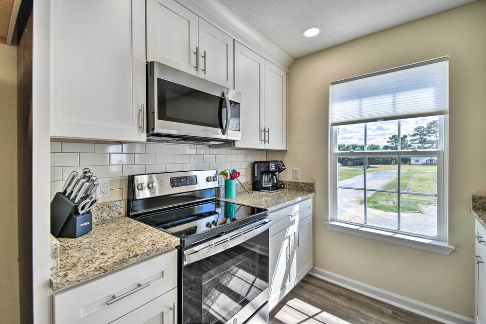 Cozy Cape Charles Apartment: Walk to Beaches! view 5