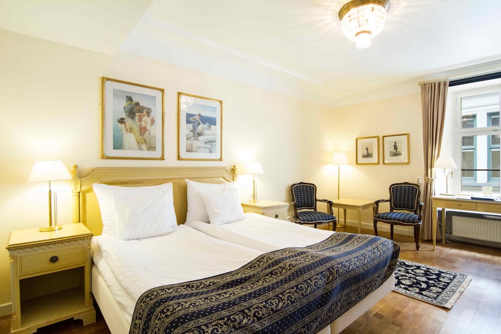 Mayfair Hotel Tunneln 18