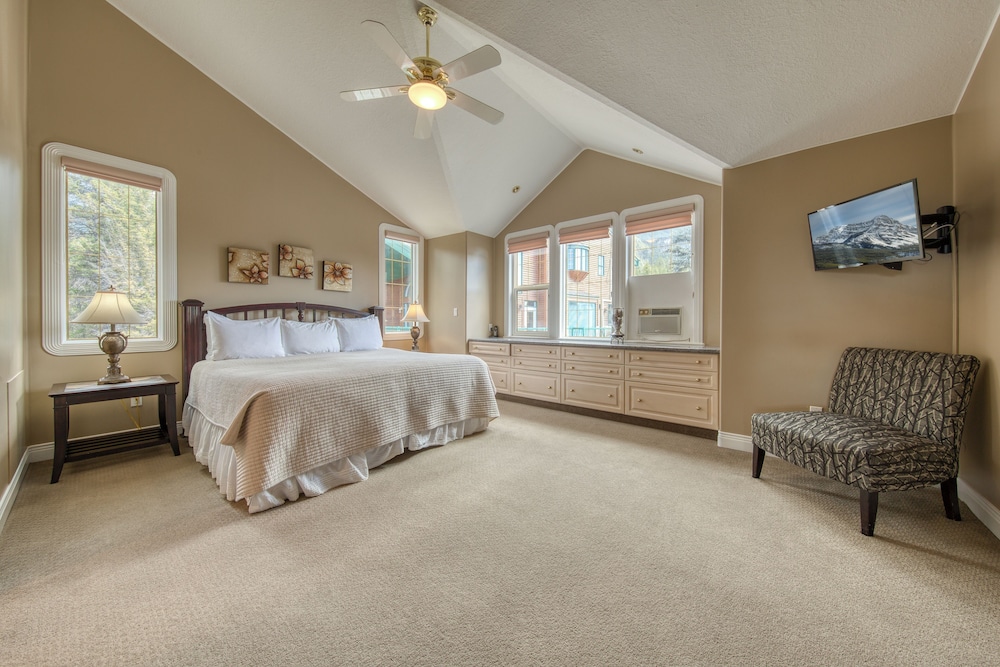 Fairmont Creek Property Rentals Marble Canyon
