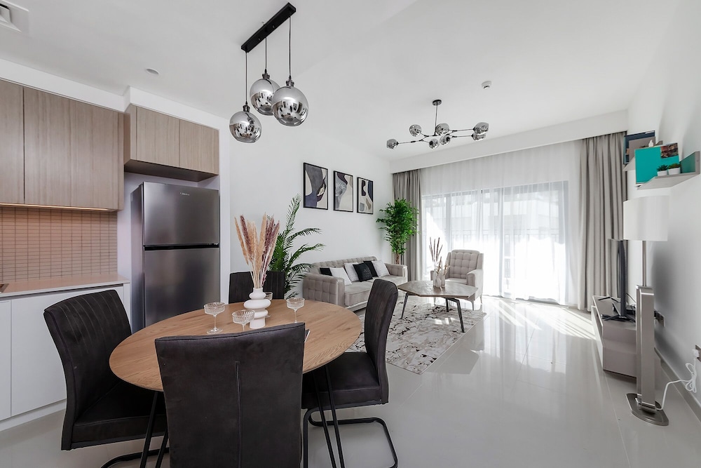 Wonderful Apartments in Icon Bay