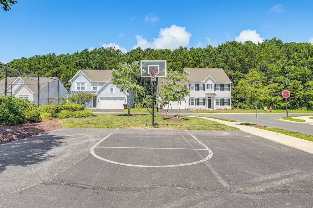 Easy Assateague Access: Bayside Family Retreat!