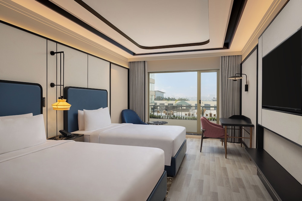 Doubletree By Hilton Bengaluru Airport