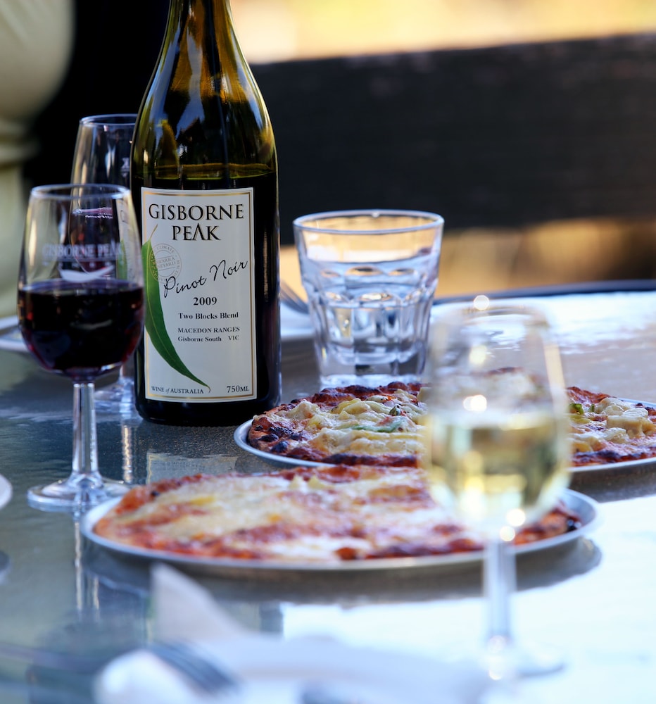 Gisborne Peak Winery Cottages