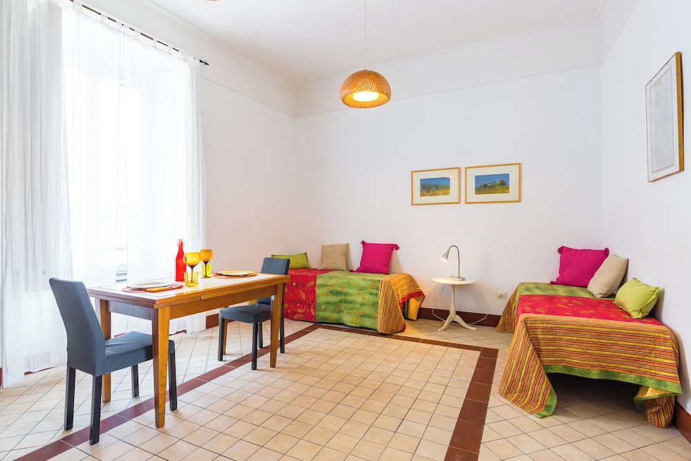Lopez 20 - a Big Family Apartment