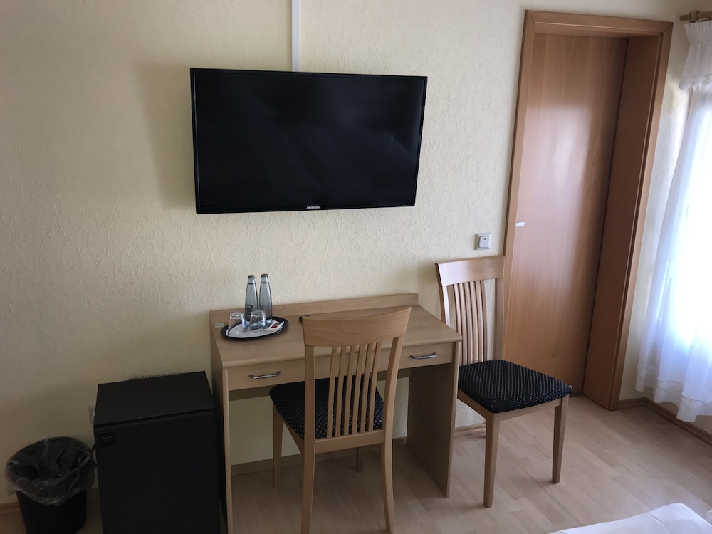 Photo 16