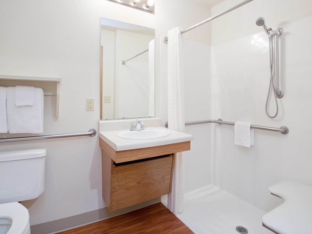 WoodSpring Suites Lebanon