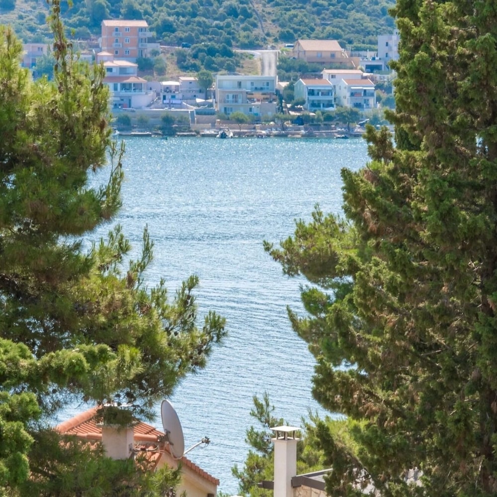 Marija - 40 m From Beach - A2-crveni view 2
