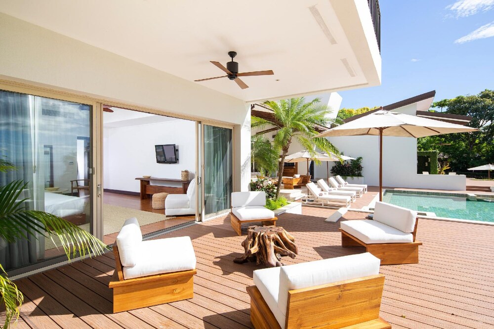 Villa Belvedere Pacific Sunsets 2 Private Pools