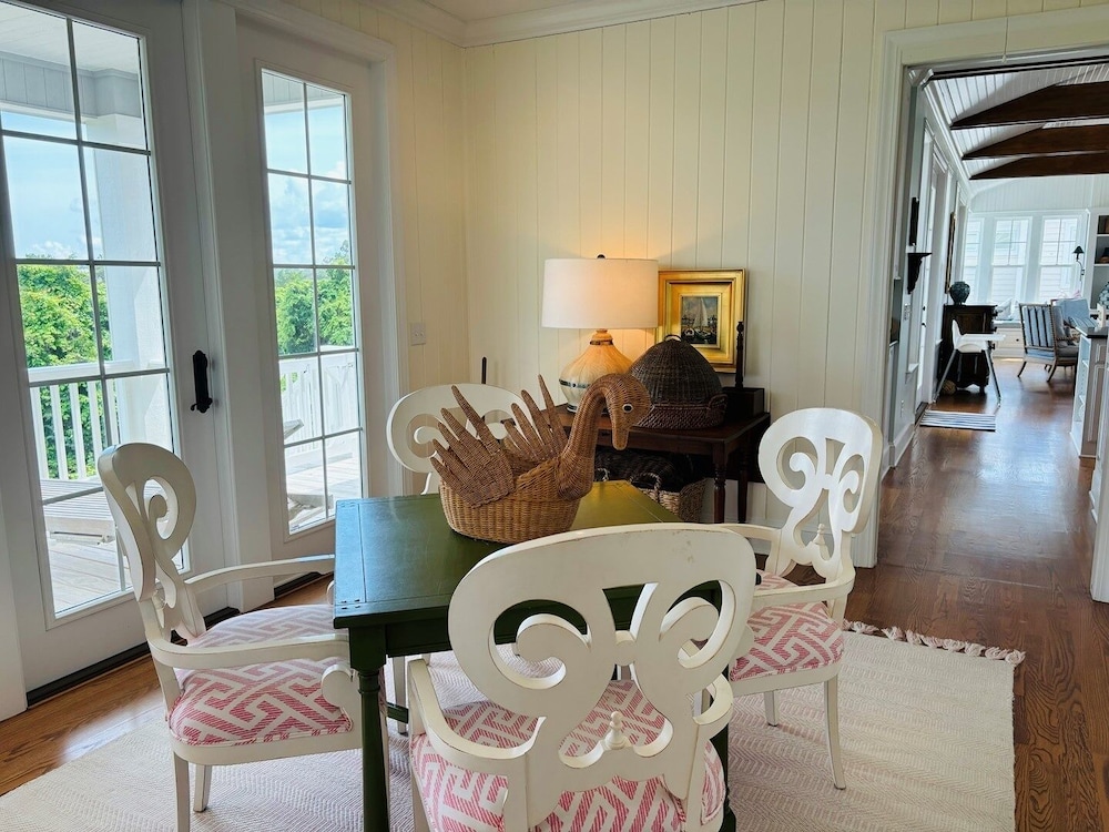 Gray Goose 5 Bedroom Home by RedAwning