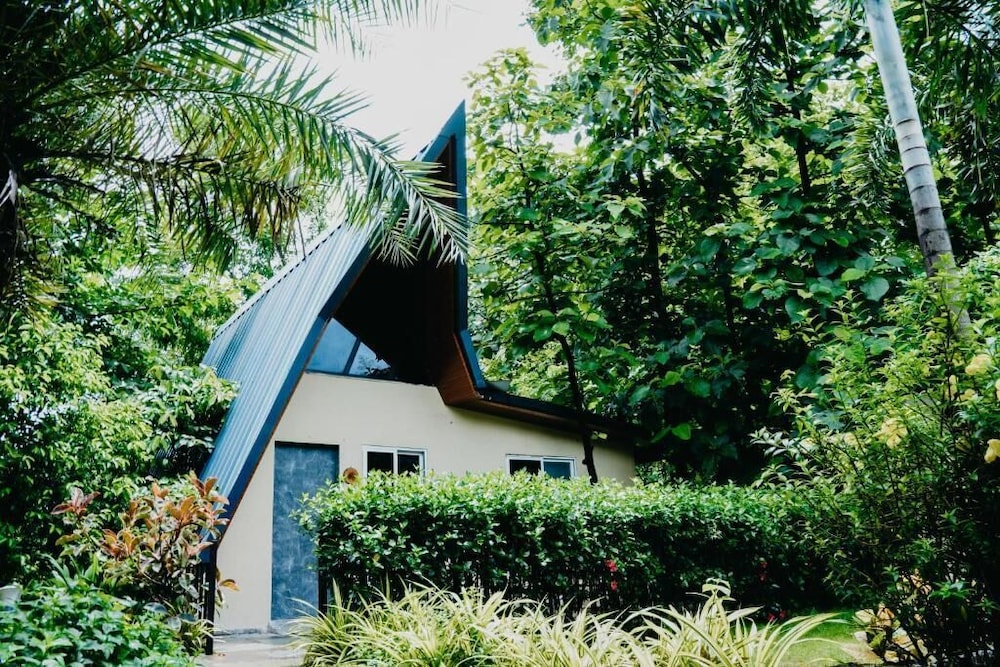 Bird's Nest Resort - Shahapur