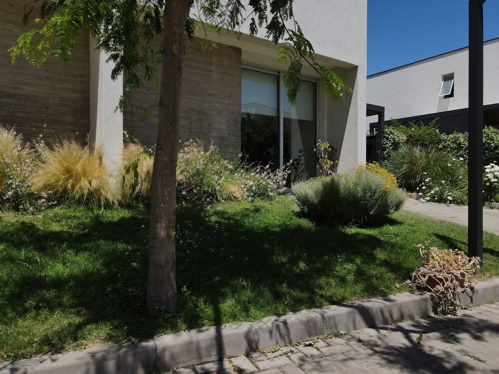 Moderna casa para 5 Chacras de Coria