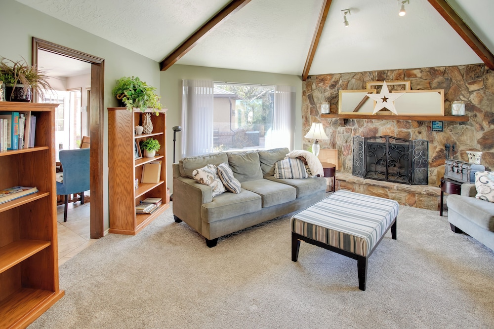 Hike, Golf, Ski & More: Family Home in South Weber