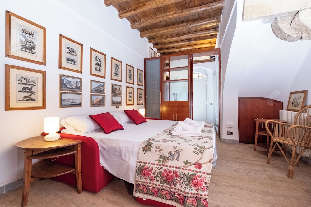 Campo De' Fiori Apartments