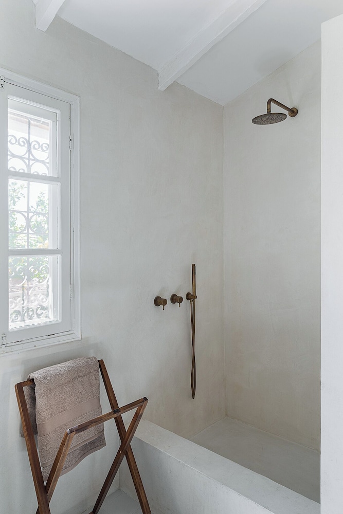 The Gem of Neve Tzedek by Sea N' Rent